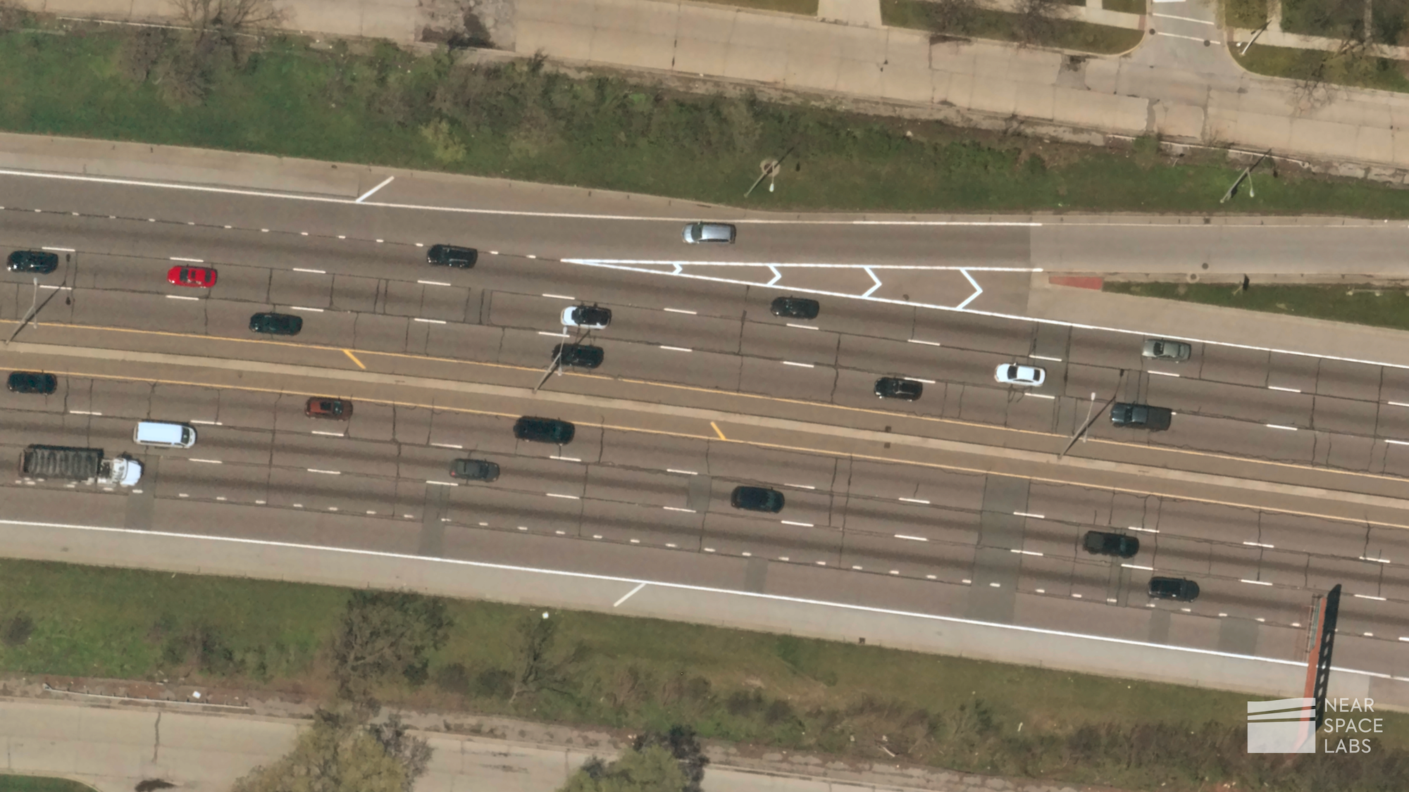 290 Freeway in Illinois that suffers from deterioration and pavement cracking